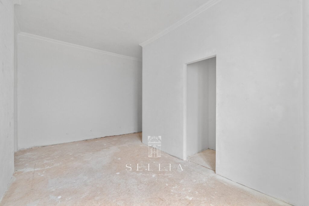 Nowoczesny, jasny apartament w kamienicy na ul. Hoża, idealny dla osób szukających komfortowego mies.