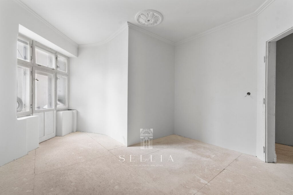 Nowa przestronna kawalerka w kamienicy, ul. Hoża.