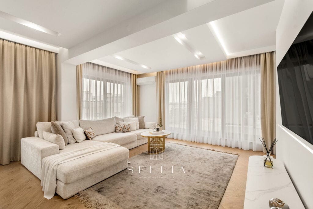 Penthouse z tarasem w Miasteczku Wilanów, luksusowe wnętrza i panoramiczne widoki.