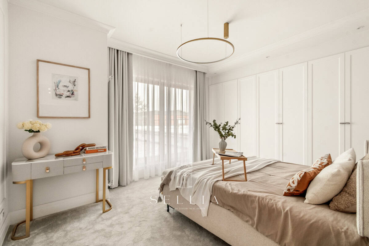 Penthouse z tarasem w Wilanowie, luksusowe mieszkanie z panoramicznym widokiem, idealne dla wymagają.