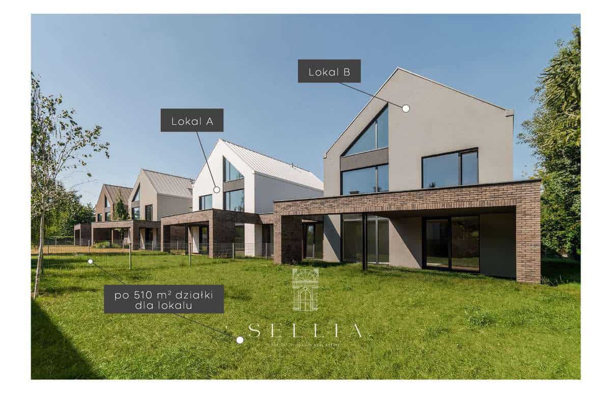 Nowoczesny dom na ul. Lipowa w Bielawie, Konstancin, z dużym ogrodem i nowoczesną architekturą.