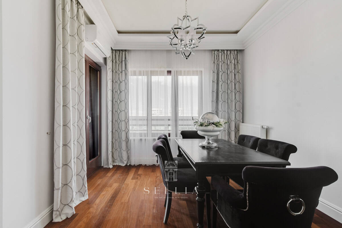 Elegant Apartment with Terrace | Muranów